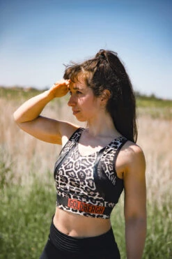 Goldbergh Rowy Bra Top -Optimaal Ski Apparatuur Winkel Rowen Yoga Goldbergh 11 1